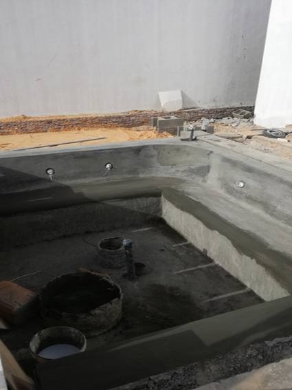 Banc jacuzzi pour 6 personnes piscine  débordement Nouakchott