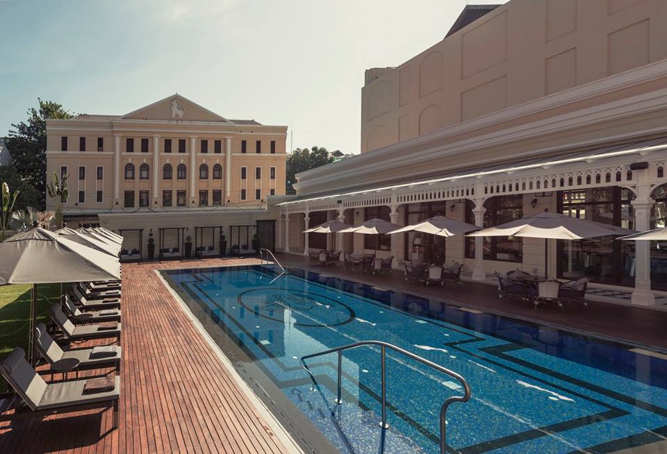 pool-hotel-strand-yangon